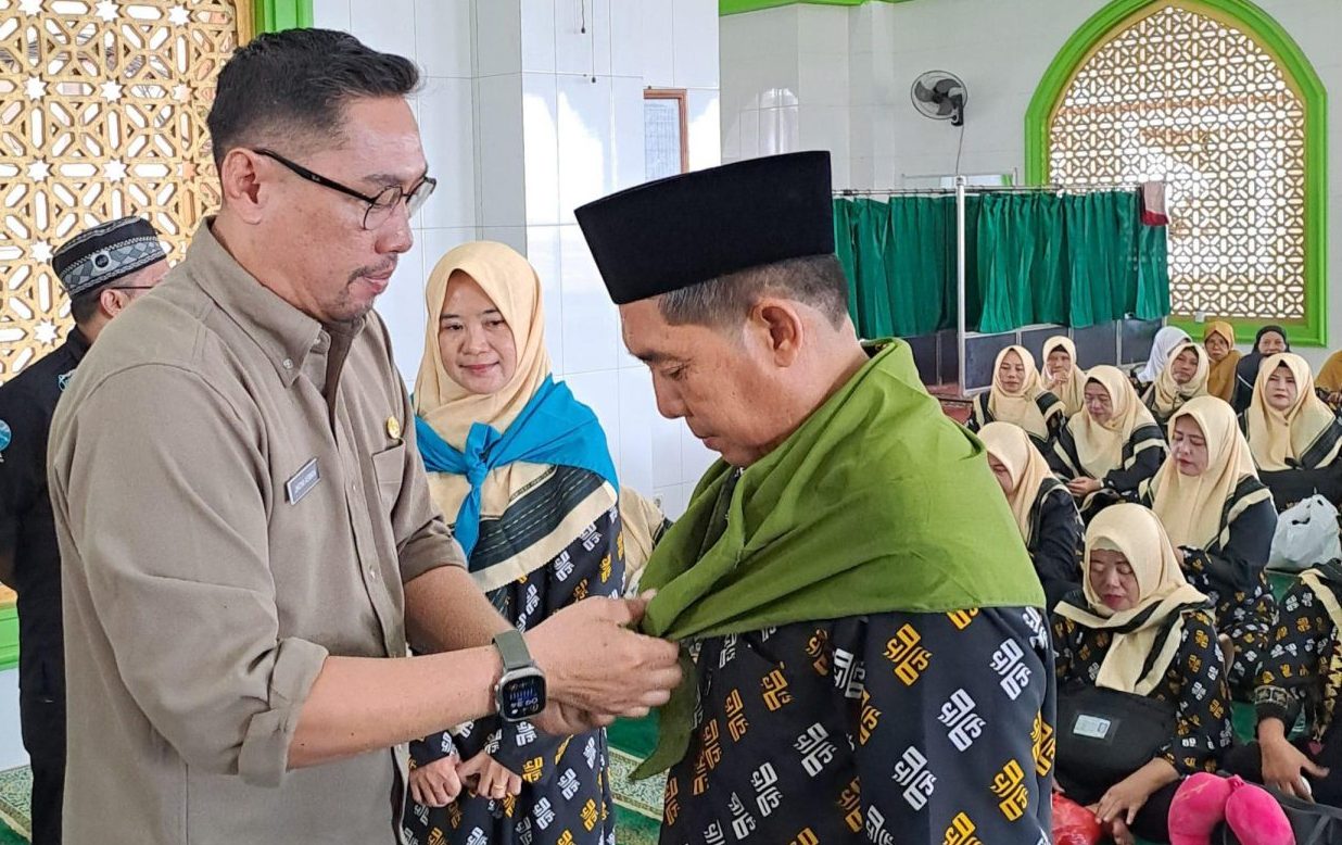 Pemkot Bandar Lampung Berangkatkan 84 Jemaah Umrah Kloter Pertama