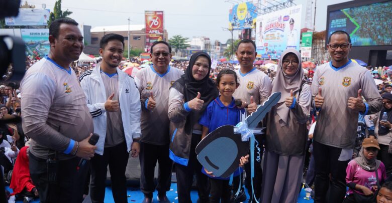 Pedagang Cilok Raih Mobil di Jalan Sehat HUT ke-344 Bandar Lampung