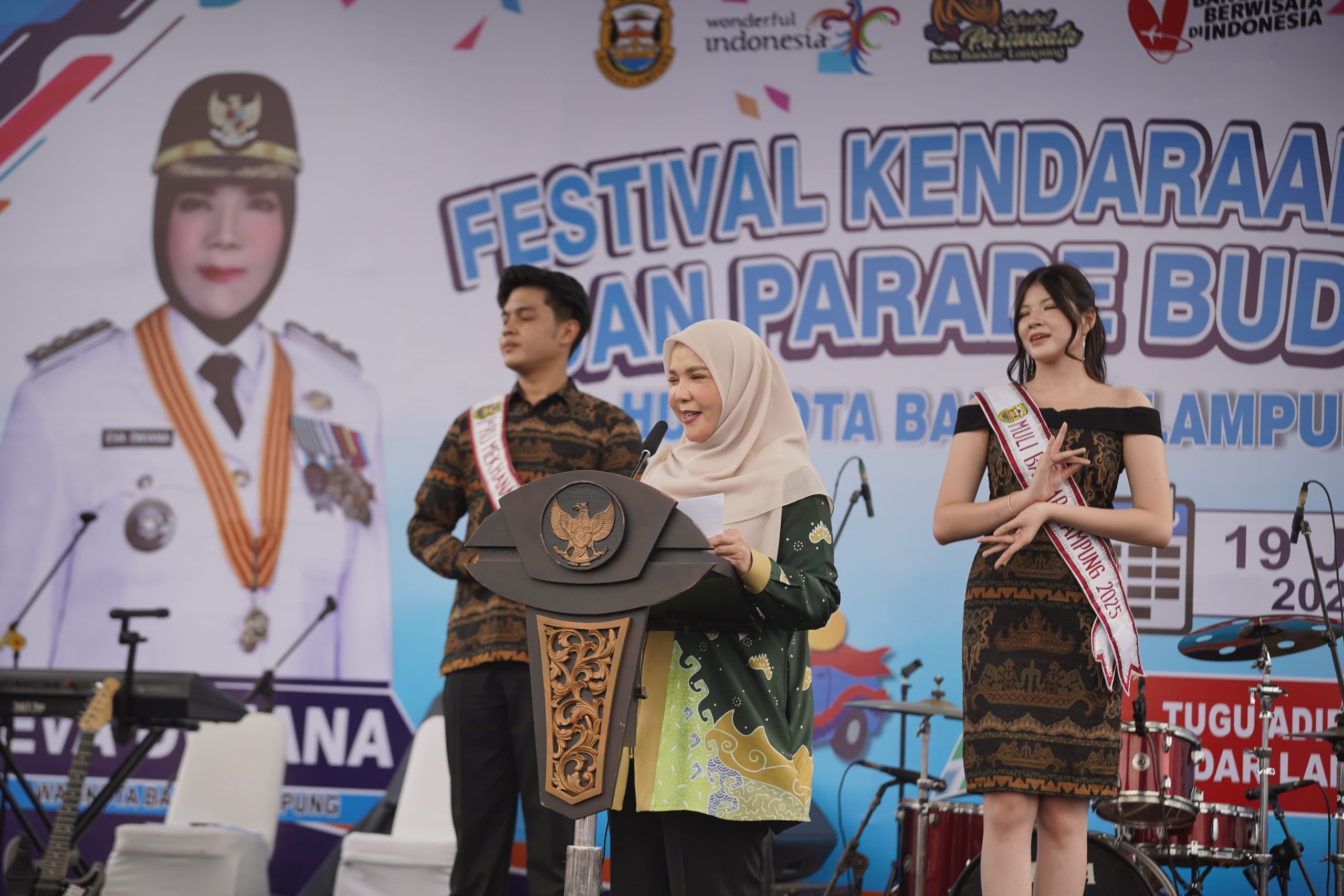 Pawai Kendaraan Hias Jadi Etalase Budaya