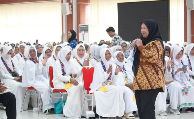 Calon Jemaah Umroh Asal Kota Bandar Lampung Ikuti Manasik