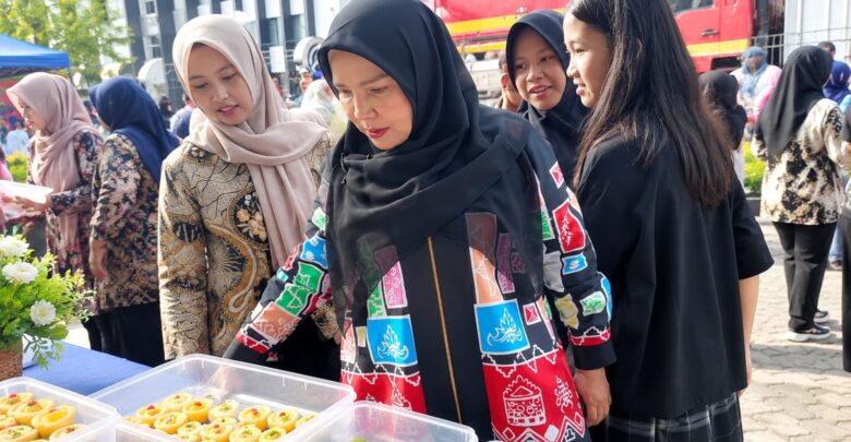 Risol Lia Ludes Diborong Bunda Eva